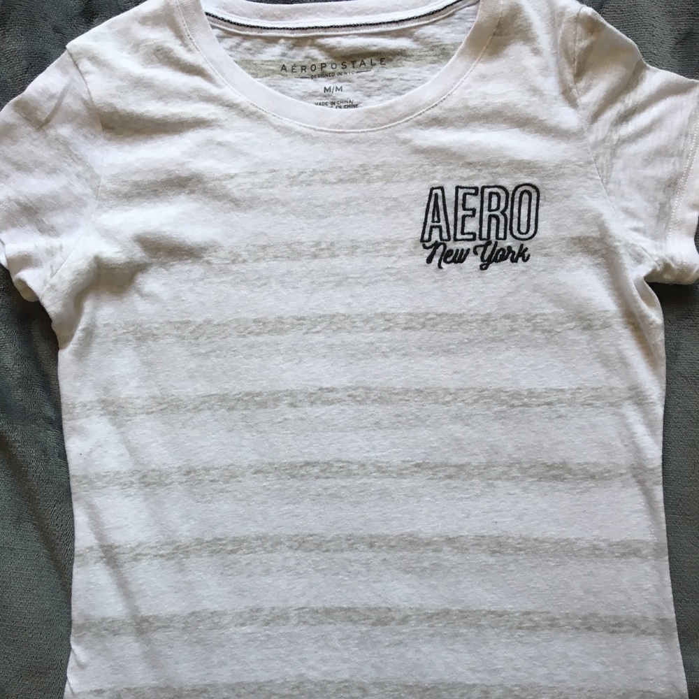 (EUC) Aeropostale graphic tee